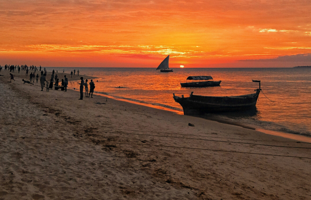 sunset dhow cruise zanzibar